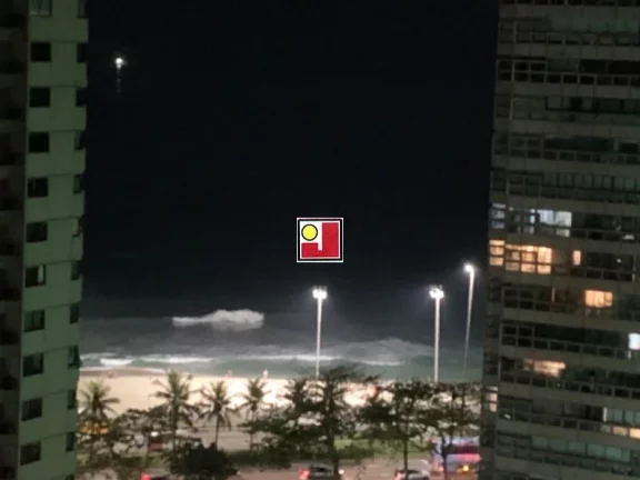 Vendo 2Q(1S), depd, alto, vista mar e lagoa, R$1.500.000,00, luxuoso, clean, decoração maravilhosa, porcelanato, ônibus, clube, tênis, squash, piscina