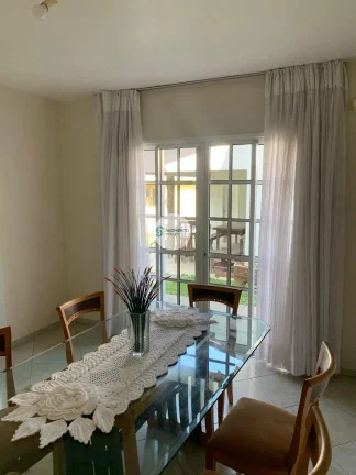 Imagem Casa à venda no São Lourenço em Curitiba