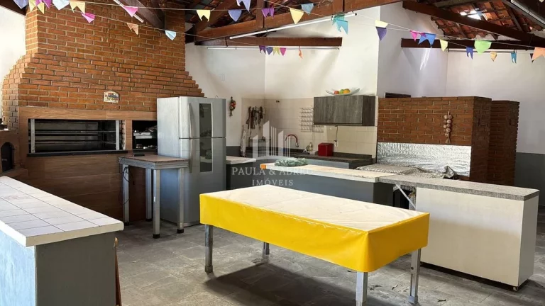 Imagem Chácara 5.000M², (terreno 48.000m² para outros Projetos) PLANA com 2 Casas Germinada idêntica com 3 Quartos Cada casa (todos suítes) 2 Salas, Salão de festas completo, Piscinas, em Laranjal Paulista-SP