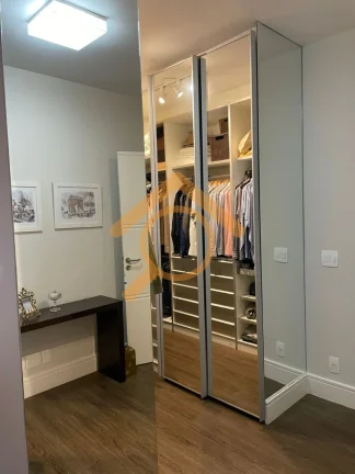 Imagem Casa em Condomínio de Luxo na Vila Cruzeiro - 4 Quartos, 2 Suítes, 2 Salas, 5 Banheiros, 3 Vagas de Garagem, 267m²