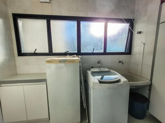 Imagem Imperdível Apartamento de 5 Quartos na Riviera de São Lourenço Módulo 03: 3 Suítes, 2 Salas, 2 Vagas de Garagem - 180,00 m²!