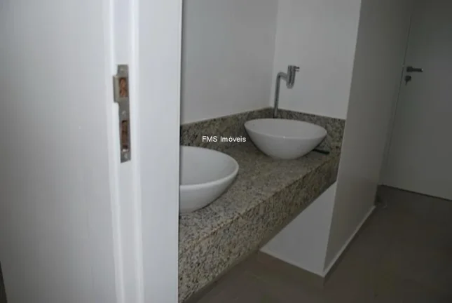 Imagem Galpão com 379m2 no Interlagos