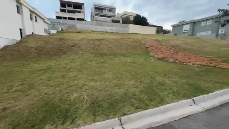 Imagem TERRENO RESIDENCIAL em Santana de Parnaíba - SP, Alphaville