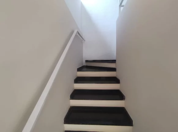 Imagem Sobrado com 4 dormitórios à venda, 200 m² por R$ 1.000.000,00 - Villa Branca - Jacareí/SP