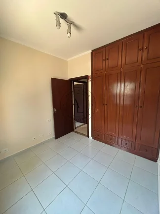 Imagem Casa à Venda no Parque Taquaral - 3 Quartos (1 Suíte) e com Edícula nos fundos - Campinas