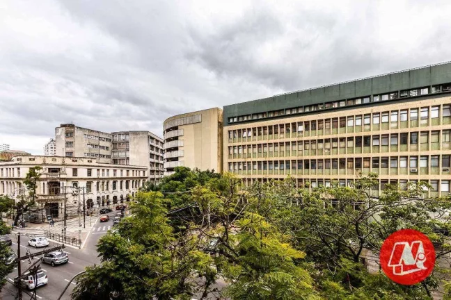 Imagem No Centro Histórico 3 dormitórios e vaga..