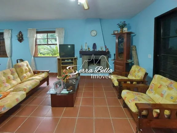 Imagem Casa com 3 dormitórios à venda, 174 m² por R$ 1.300.000,00 - Albuquerque - Teresópolis/RJ