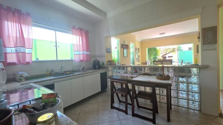 Imagem Casa No Balneário Oasis em Peruibe