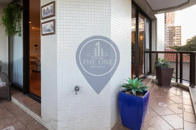 Imagem Apartamento de luxo em Perdizes, São Paulo-SP, com 3 quartos, 3 suítes, 2 salas, 5 banheiros, 3 vagas e 251m². Venha conferir!