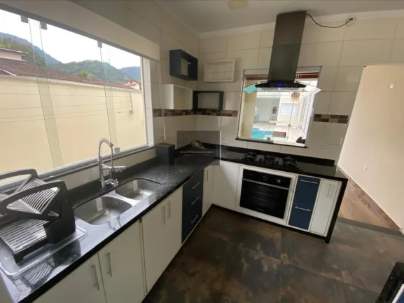 Imagem Casa em Condomínio para Venda em Ubatuba / SP no bairro Horto Florestal