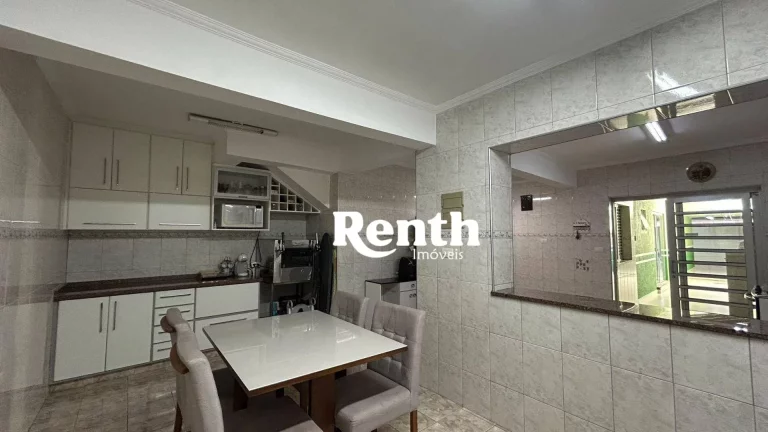 Imagem Casa com 4 dormitórios à venda, 196 m² por R$ 485.000 - Jardim Cherveson - Rio Claro/SP