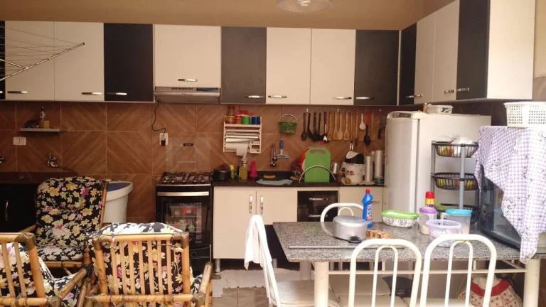 Imagem Casa Usada para Venda em Sarandi, Parque São Pedro, 2 dormitórios, 1 suíte, 2 banheiros, 1 vaga