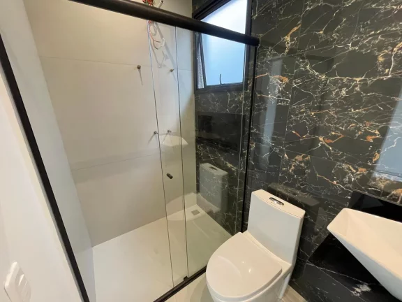 Foto do imóvel: Casa em Cajamar com 3 Suítes, 4 Vagas e Piscina