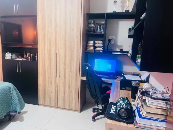 Imagem Casa com espaço para locação no Agudo Romão