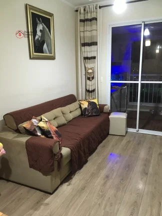 Imagem VENDO Apartamento de 55m, com armários planejados, 1 vaga