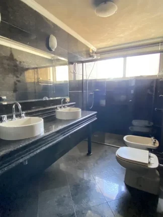 Imagem Amplo apartamento localizado próximo à Avenida Independência, com 132 m² de área útil distribu...