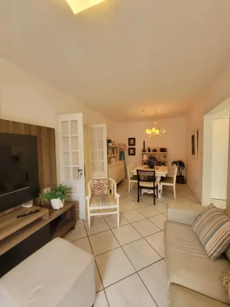 Imagem Apartamento quadra mar mobiliado com 2 dormitórios sendo 1 suíte e 1 vaga em Balneário Camboriú