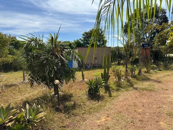 Imagem Chácara para Venda em Cidade Ocidental, Quintas Itapuã, 1 dormitório, 2 banheiros, 1 vaga