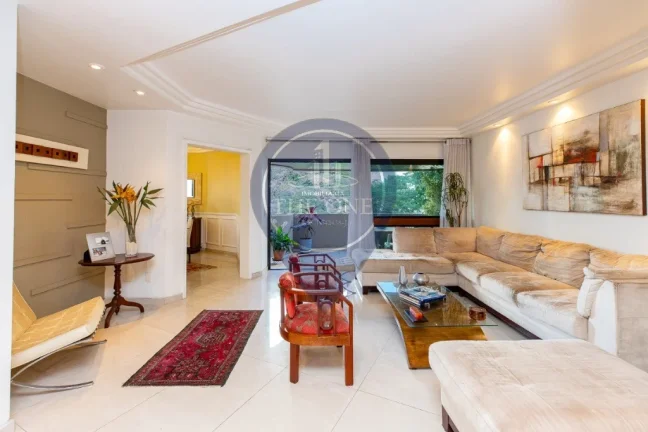 Imagem Apartamento de Luxo à Venda em Indianópolis, São Paulo-SP: 4 Quartos, 4 Suítes, 2 Salas, 4 Banheiros, 3 Vagas de Garagem, 200m²!