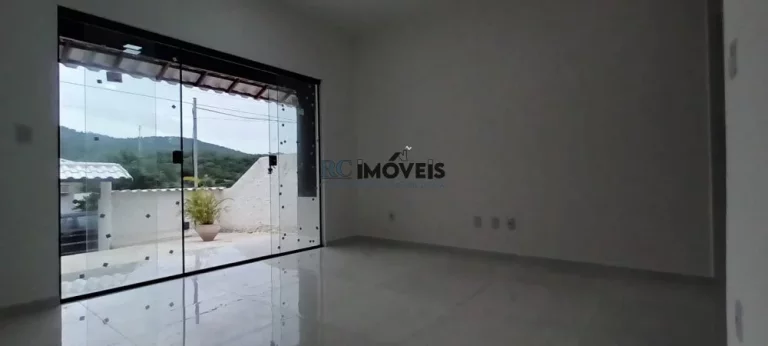 Imagem Casa a Venda no bairro Rio do Ouro - São Gonçalo, RJ