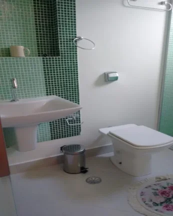 Imagem Apartamento à venda no Guarujá na Praia das Pitangueiras.