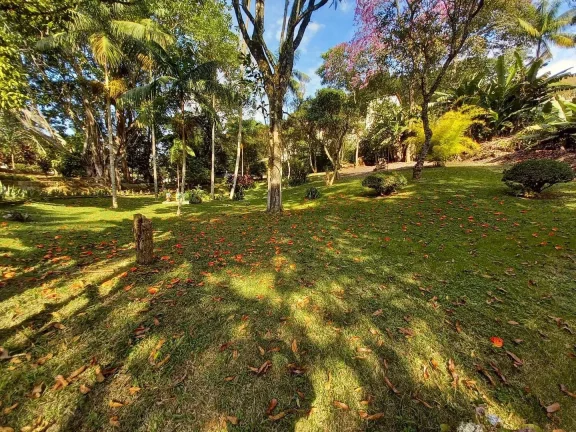 Imagem CASA COM 18.000M2, PISCINA - NOVA FRIBURGO.