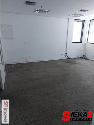 Imagem Sala Comercial de Alto Padrão para Locação em Cerqueira César - São Paulo-SP: 2 salas, 2 banheiros, 4 vagas, 60m².