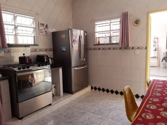 Imagem Casa à venda no Santos Dumont - 4/4, Suíte, 200m², Norte - Confira!