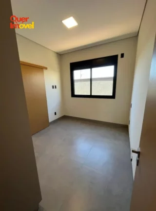 Imagem Casa de 3 quartos em condomínio à venda em Ribeirão Preto-SP, no bairro Quinta da Mata - 4 vagas de garagem - 150m² de área.