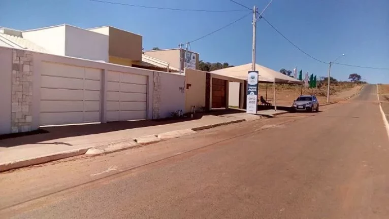 Imagem COMPRE SEU LOTE PARCELADO NO LAGO DE CRISTAL EM CALDAS NOVAS