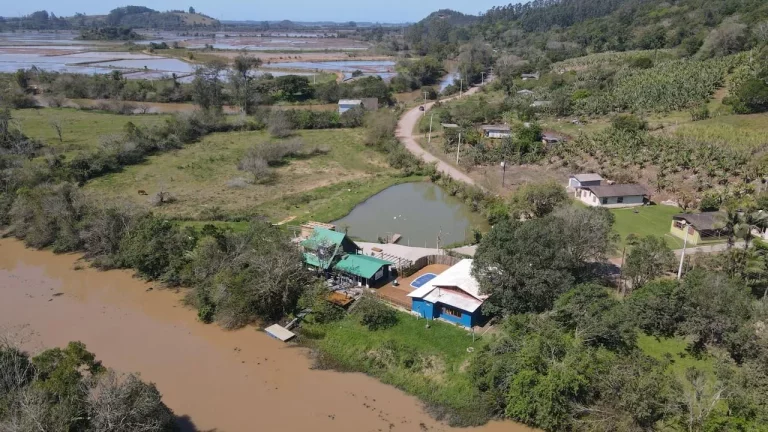 Imagem Chácara à venda em Torres, Vila São João, com 1 quarto, 13752,05m²