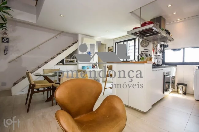 Imagem Apartamento em Pinheiros com 70m², charmoso e funcional...Duplex, andar alto, vista espetacular!