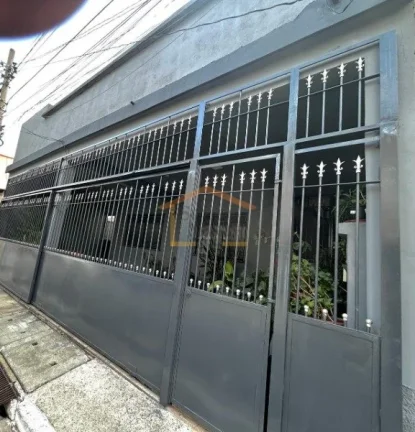 Imagem Sobrado 2 dormitórios, sala ampla 2 ambientes, 2 banheiros, 2 lavanderias, móveis planejados na co...