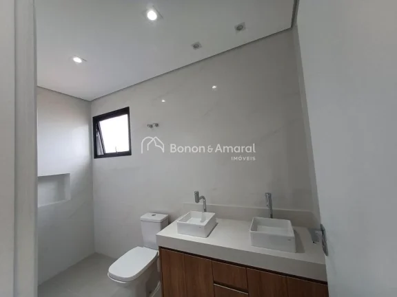 Imagem Esta linda residência combina elegância e conforto em um projeto com ambientes integrados e acabam...