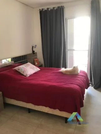Imagem Sobrado em condomínio com 124m² - 2 dormitórios sendo 1 suíte com varanda, 2 banheiros e um lavabo,