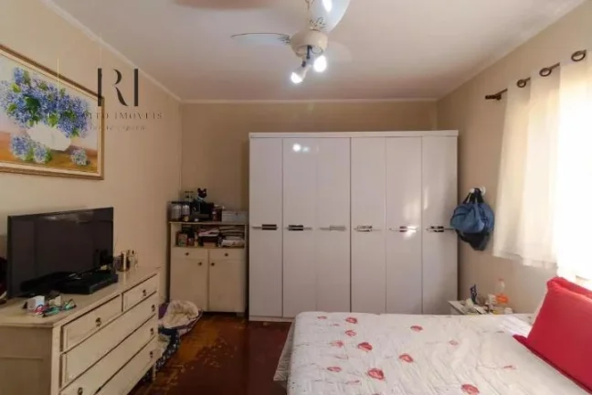 Imagem Casa com 4 quartos, 360m2, à venda