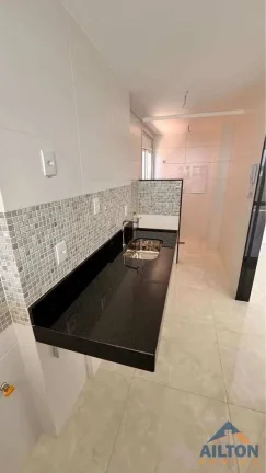 Imagem Apartamento com 3 Quartos p/ Locação Anual de Frente p/ Mar na Praia da Cerca - Guarapari/ES