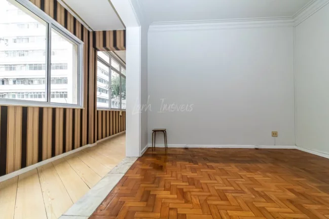 Imagem Viva com sofisticação em 230m² de puro luxo em Copacabana! Imagem Viva com sofisticação em 230m² de puro luxo em Copacabana!