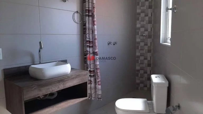 Imagem Casa à venda 3 Quartos, 1 Suite, 4 Vagas, 220M², Jardim São Caetano, São Caetano do Sul - SP