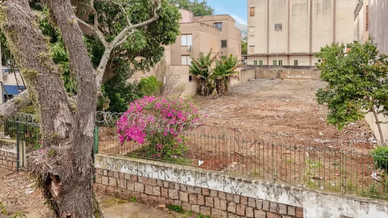 Imagem Terreno/Lote Residencial para venda no bairro Partenon em Porto Alegre