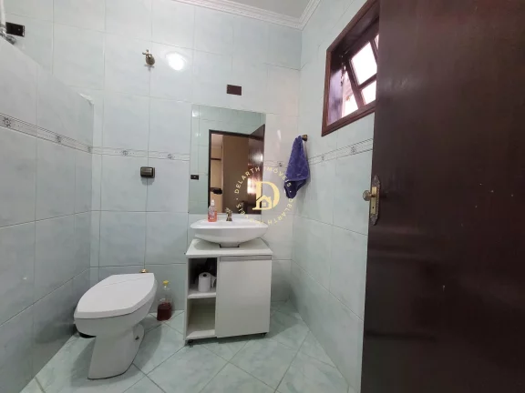 Imagem Casa - Jardim Souto - SJCampos - 02 Dormitórios (01 Suíte) - 252m²