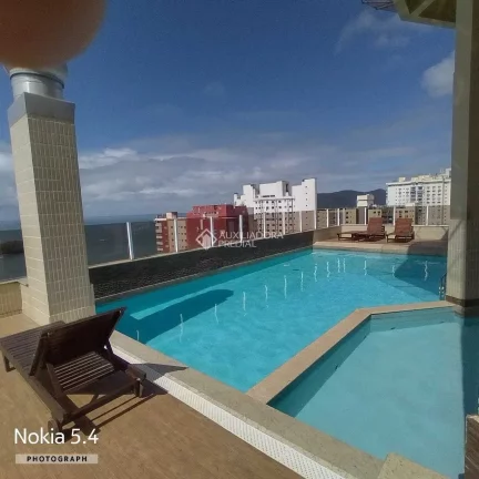 Imagem Apartamento quadra mar com 3 dormitórios sendo 1 suíte e 2 vagas de garagem Balneário Camboriú/SC