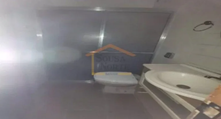 Imagem Casa térrea com 125 m². Dispõe de 2 dormitórios, sala, cozinha, banheiro, lavanderia, quintal. I...