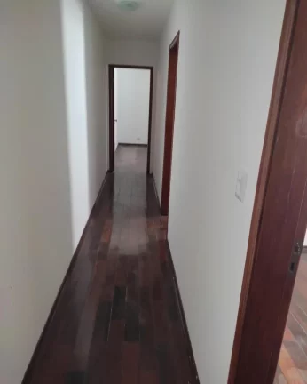 Imagem Linda casa térrea com um salão embaixo 2 dormitórios 1 suite FL55