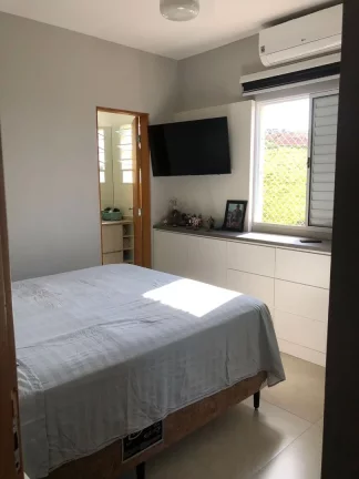 Imagem Apartamento com 2 dormitórios à venda, 70 m² por R$ 340.000,00 - Jardim Coleginho - Jacareí/SP