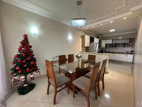 Imagem Sobrado para Venda em Maringá / PR no bairro Jardim Imperial