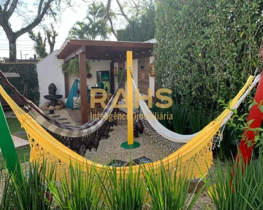 Imagem Maravilhosa Residência Em Condomínio Fechado No Bairro Saguaçú Esse imóvel evoca toda a poesia ...