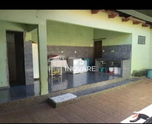 Imagem Casa com 5 dormitórios à venda, 320 m² por R$ 550.000 - Setor Afonso Pena - Itumbiara/GO