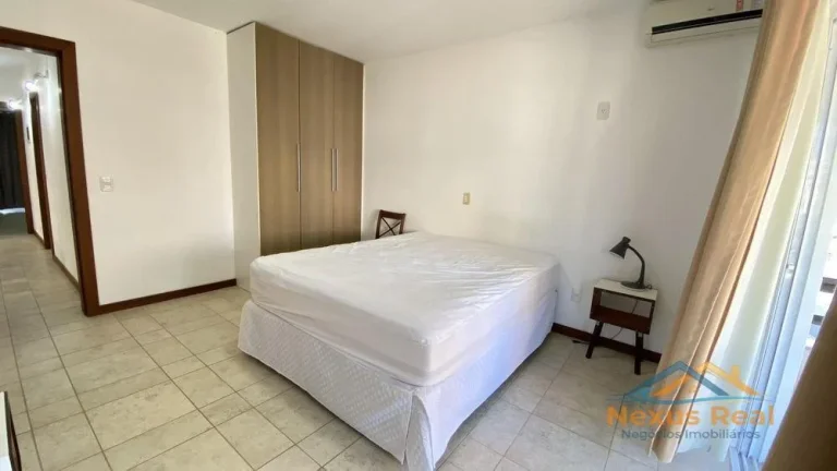 Imagem Sobrado com 3 quartos para Temporada