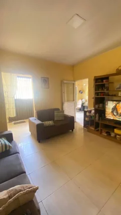 Imagem Casa na Rosa Elze - 3 suítes, 204m², 2 vagas de garagem - Imperdível!